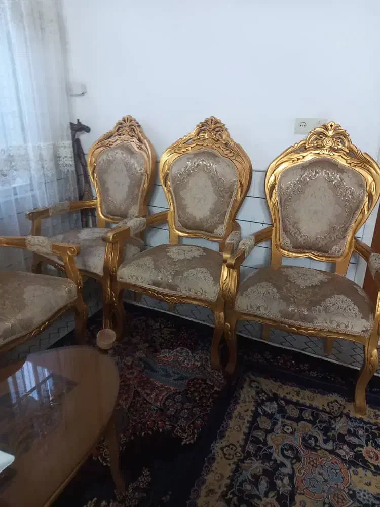 مبل هشت نفره ۲۰ تومن|مبلمان خانگی و میز عسلی|کاشان, فاز ۱ ناجی آباد|دیوار