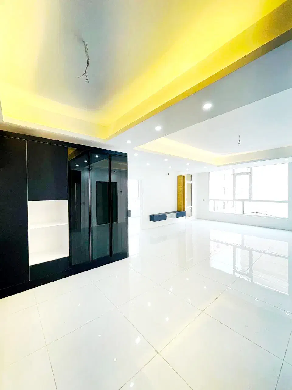 ۹۲متری غرق نور+ پارکینگ + آسانسور+نمارومی+ سنددار|فروش آپارتمان|اندیشه, اندیشه فاز ۱|دیوار