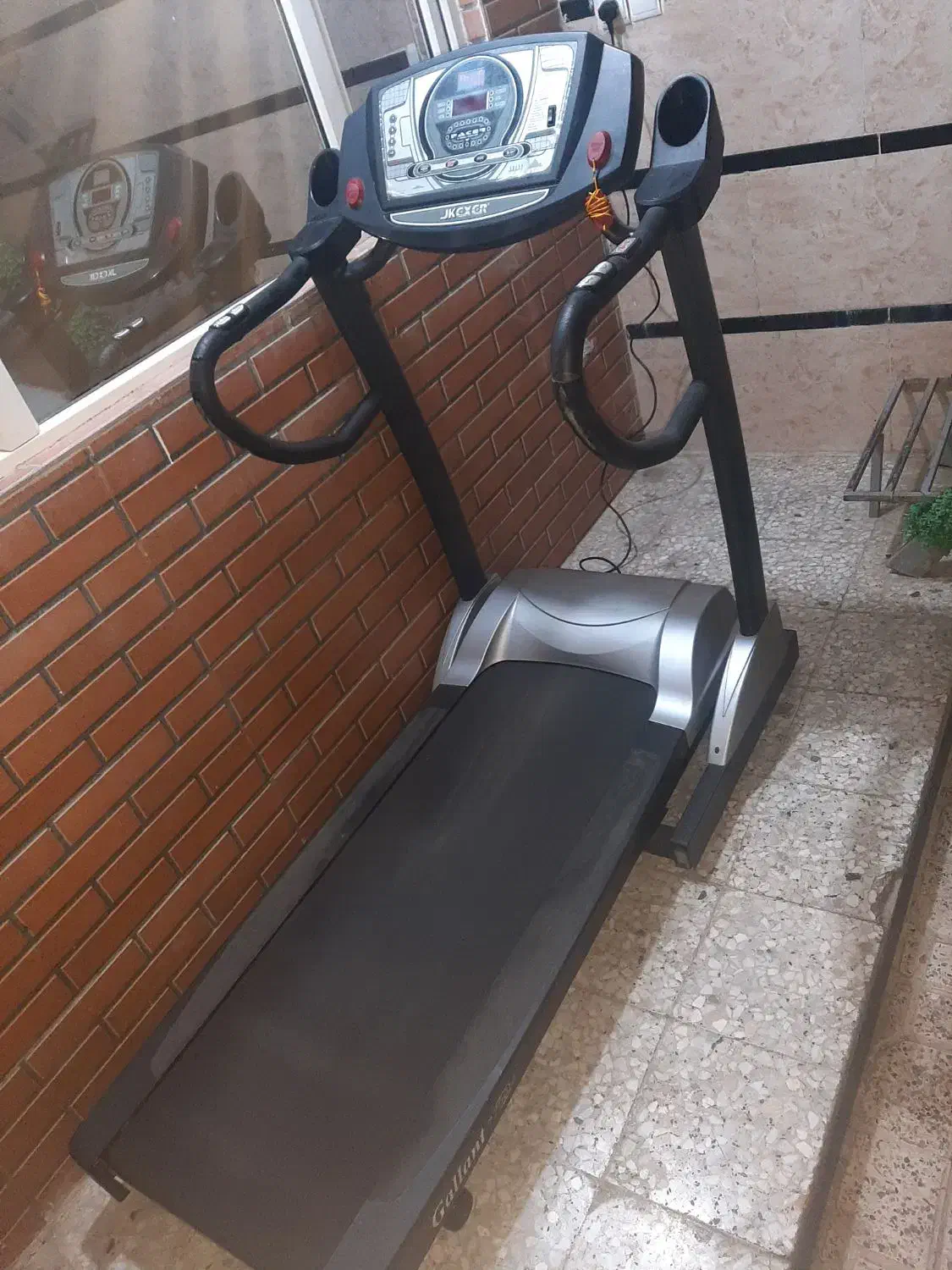 تردمیل شیل برقی سالم در حال کار|تجهیزات ورزشی|تهران, باشگاه نفت|دیوار
