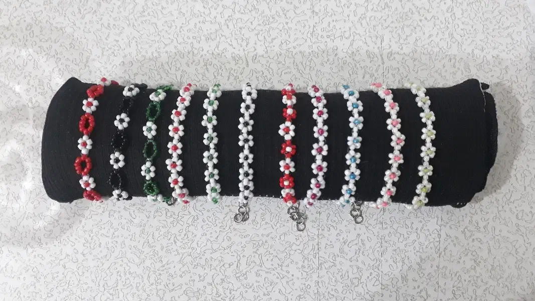 دستبند بابونه|بدلیجات|اسفراین, |دیوار