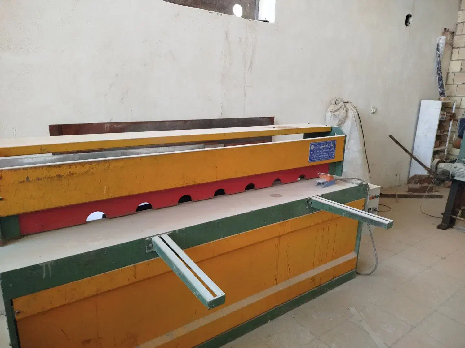 دستگاه.کابینت سازی.خم کن.گیوتین.نقطه جوش|ماشینآلات صنعتی|یزد, |دیوار