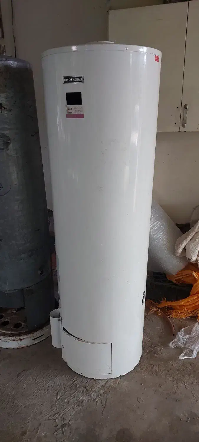 آبگرمکن ایستاده گازی ۲۰۰ لیتری|آبگرمکن، پکیج، شوفاژ|سلمانشهر, |دیوار
