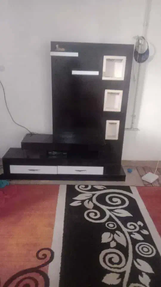 درحدنو|میز تلویزیون|شیراز, محراب|دیوار