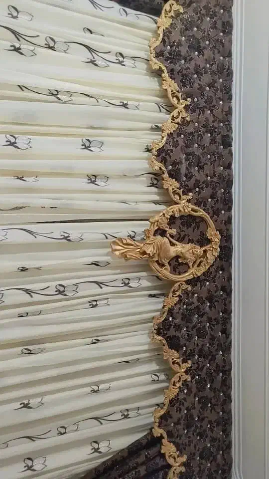 پرده|پرده، رانر، رومیزی|نیمروز, |دیوار