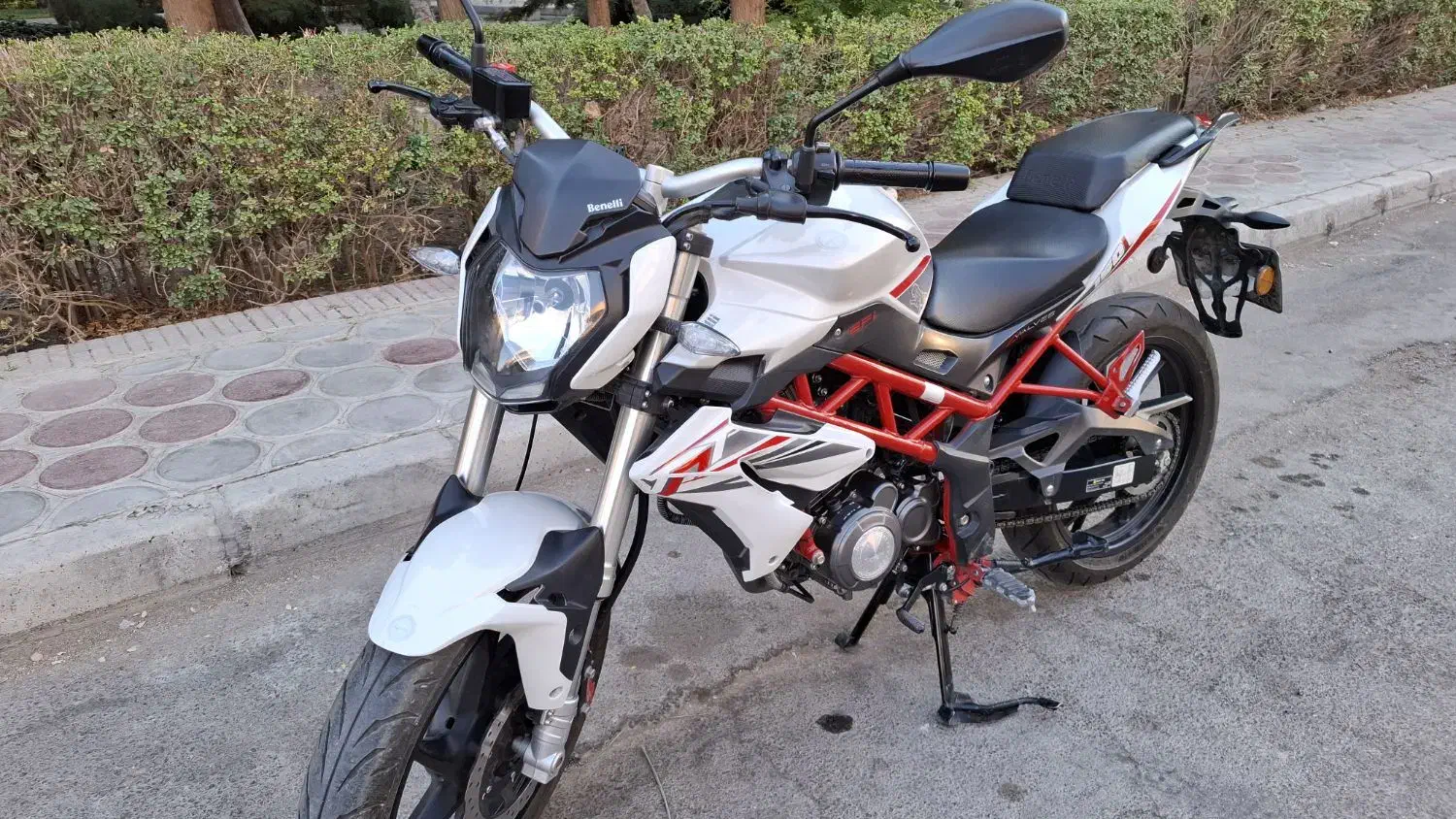 موتورسیکلت بنلی نیو ۱۴۰۰ تمیز|موتورسیکلت|اصفهان, خواجه عمید|دیوار