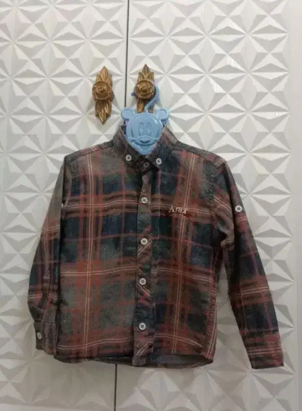 تعدادی لباس بچه گانه|کفش و لباس بچه|قم, محمد آباد|دیوار