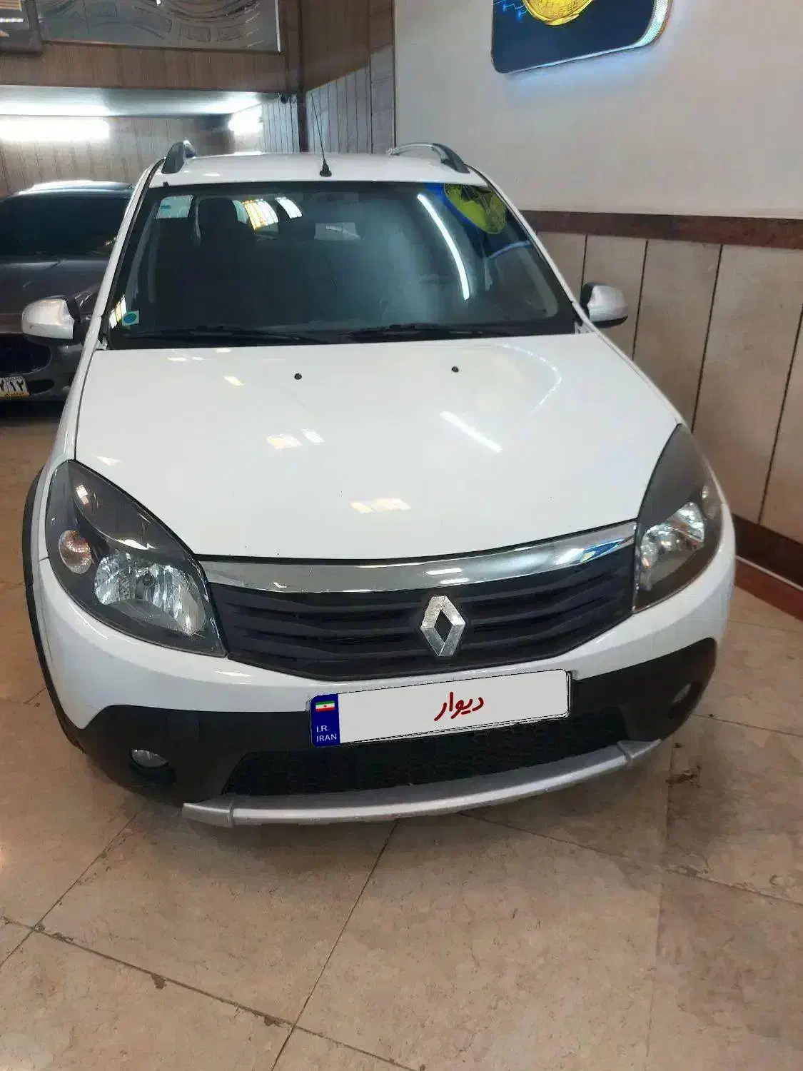 ساندرو استپ وی مدل ۹۵ اتومات|خودرو سواری و وانت|مشهد, دانشجو|دیوار