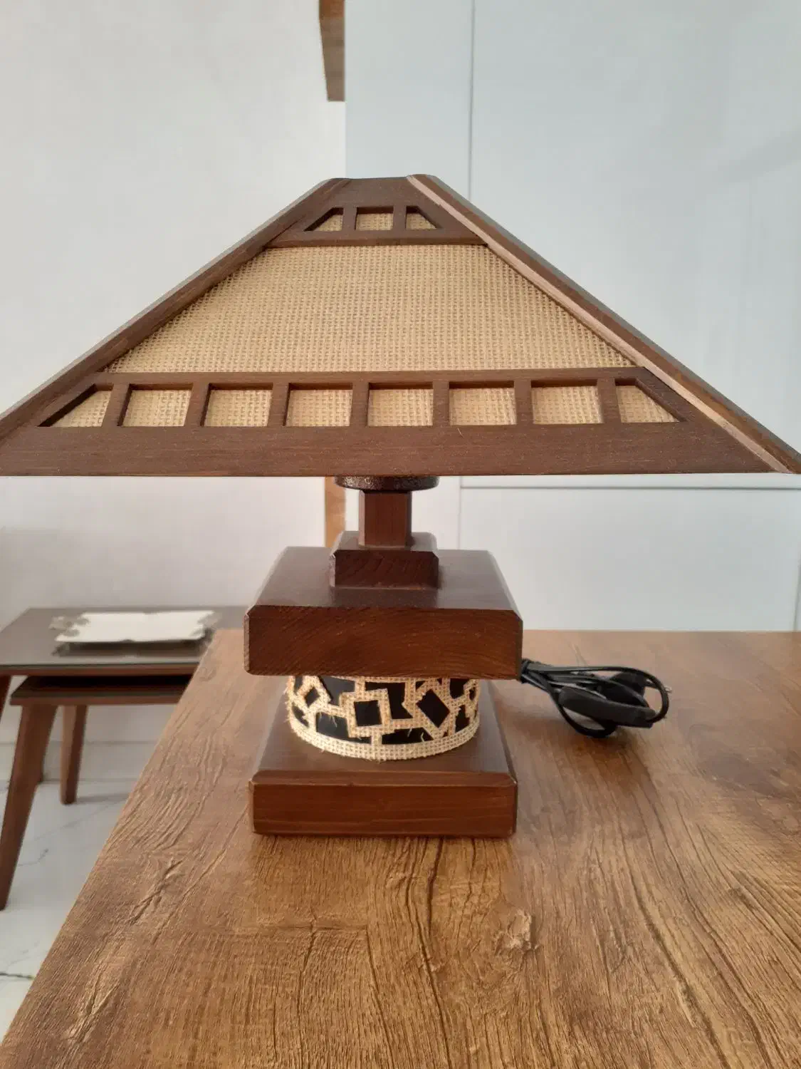 آباژور رومیزی چوبی|چراغ خواب و آباژور|اصفهان, رزمندگان|دیوار