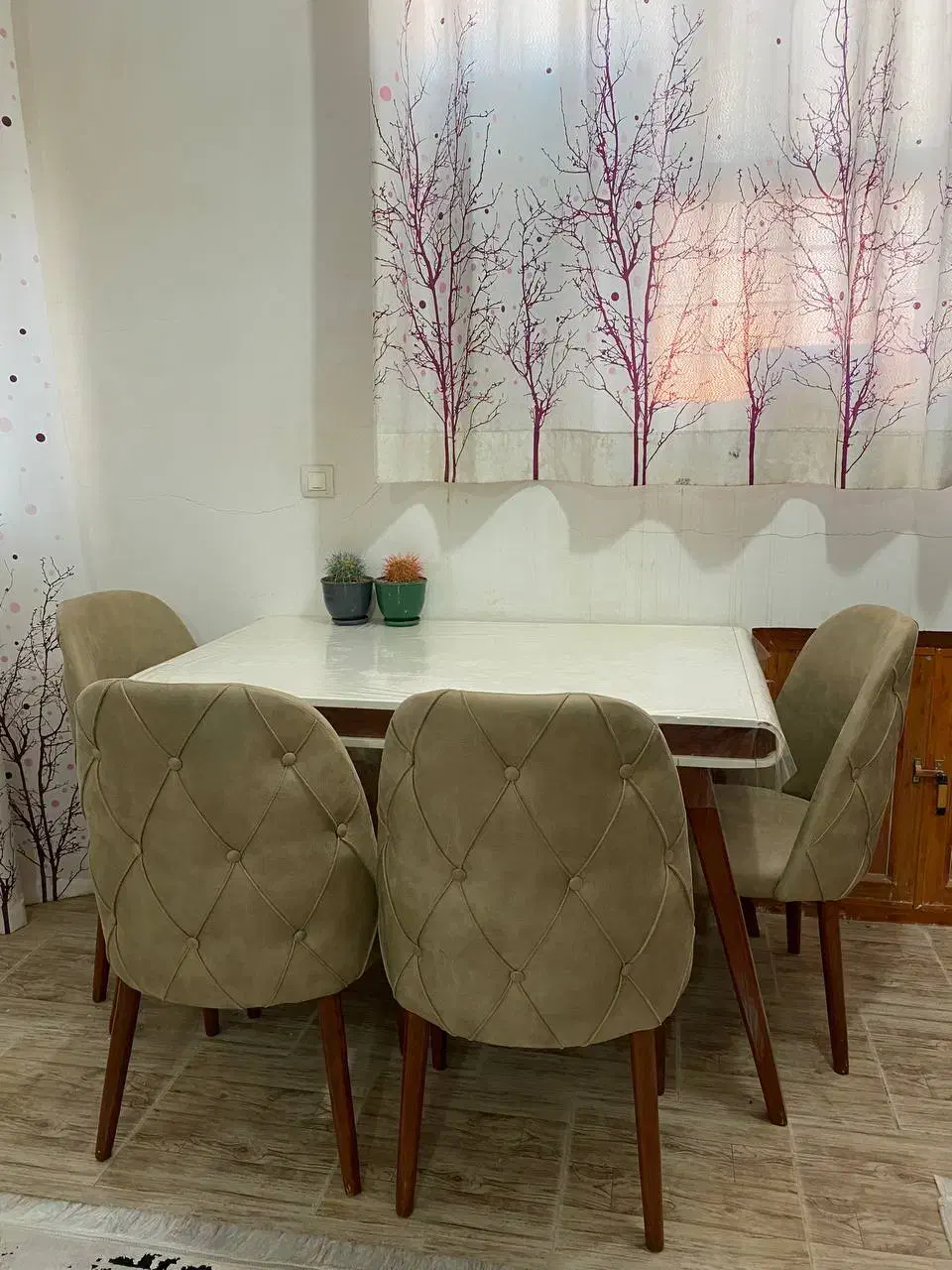 میزناهارخوری شیک|میز و صندلی غذاخوری|ساری, |دیوار