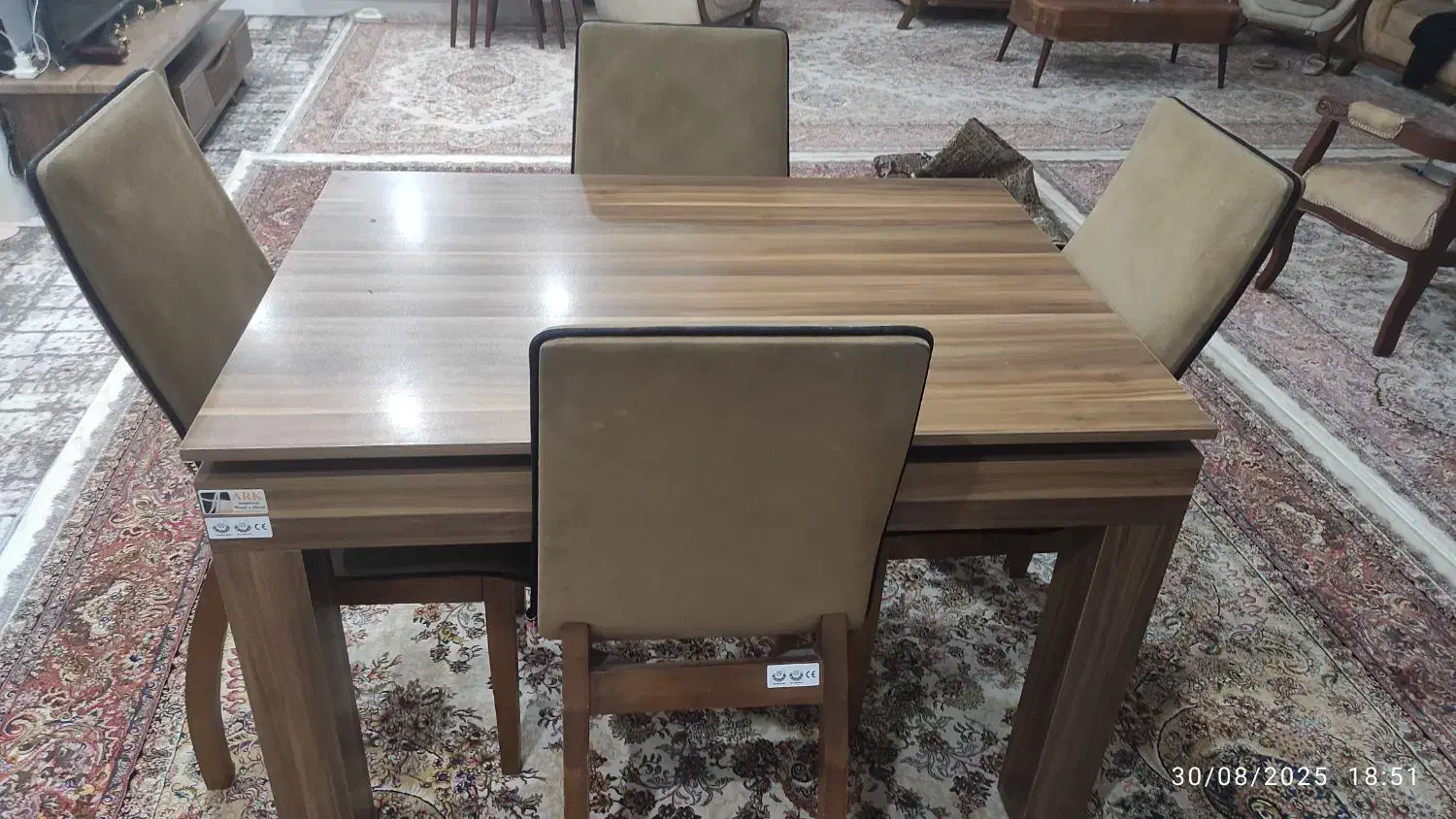 میز ناهارخوری|میز و صندلی غذاخوری|خرم‌آباد, |دیوار