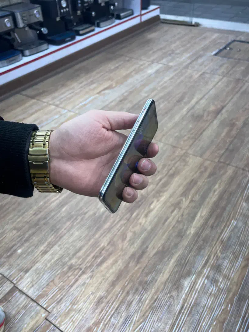 ایفون ایکس ۶۴ درحد|موبایل|تهران, نیروی هوایی (پیروزی)|دیوار