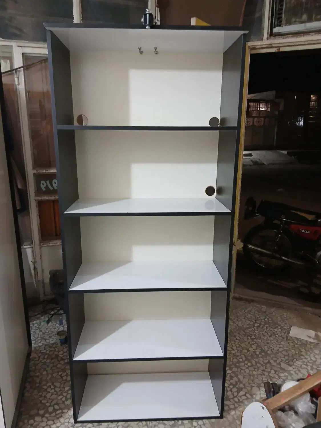 دوعد کتابخونه|کتابخانه، شلف، قفسه‌های دیواری|آبادان, |دیوار