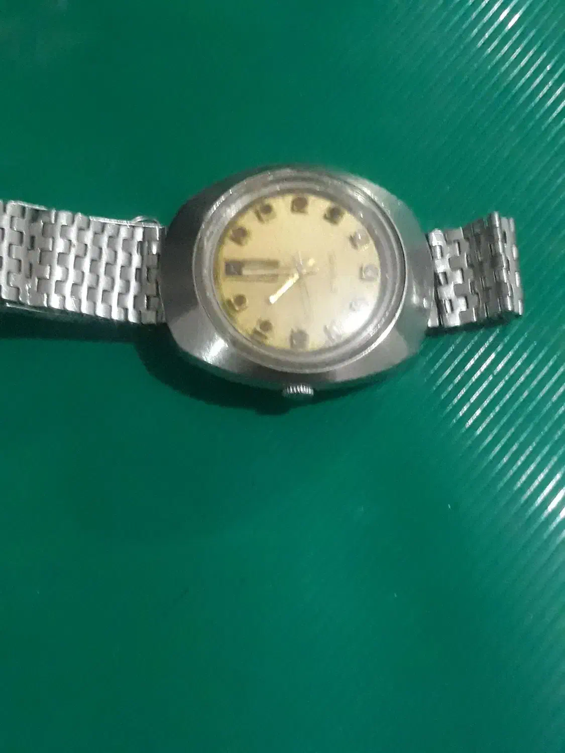 ساعت مچی قدیمی.کلکسیونی|ساعت|سبزوار, چهارراه فرودگاه|دیوار