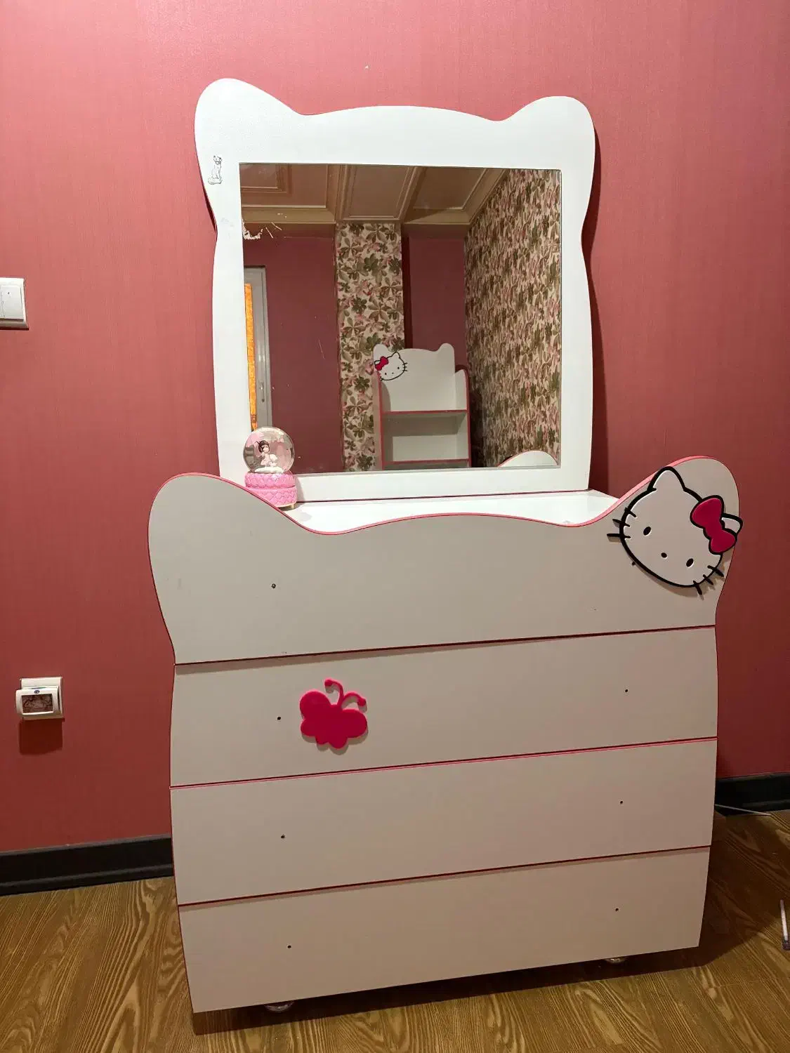 سرویس خواب نوجوان|تخت و سرویس خواب|بندر گناوه, |دیوار