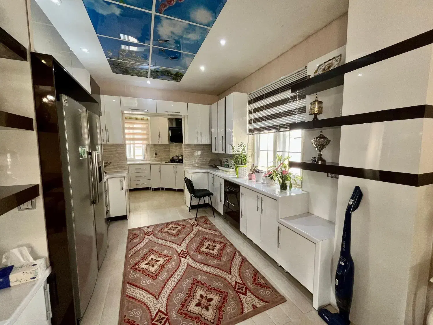 آپارتمان ۱۱۶ متر سند/معلم/تکواحدی/فول امکانات|فروش آپارتمان|رشت, معلم|دیوار