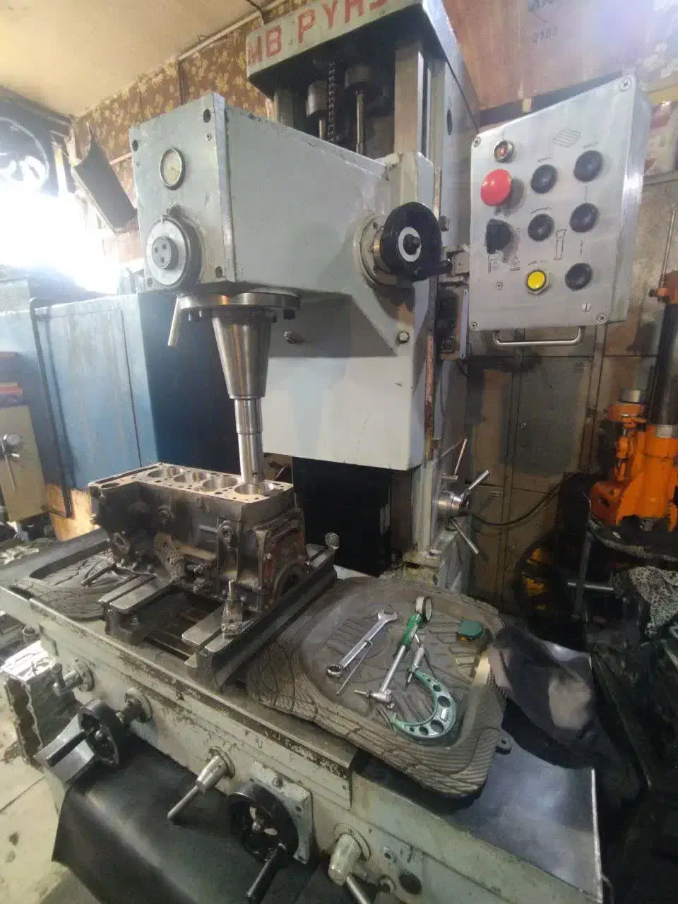 سیلندرتراش روس50|ماشینآلات صنعتی|مشهد, کوشش|دیوار