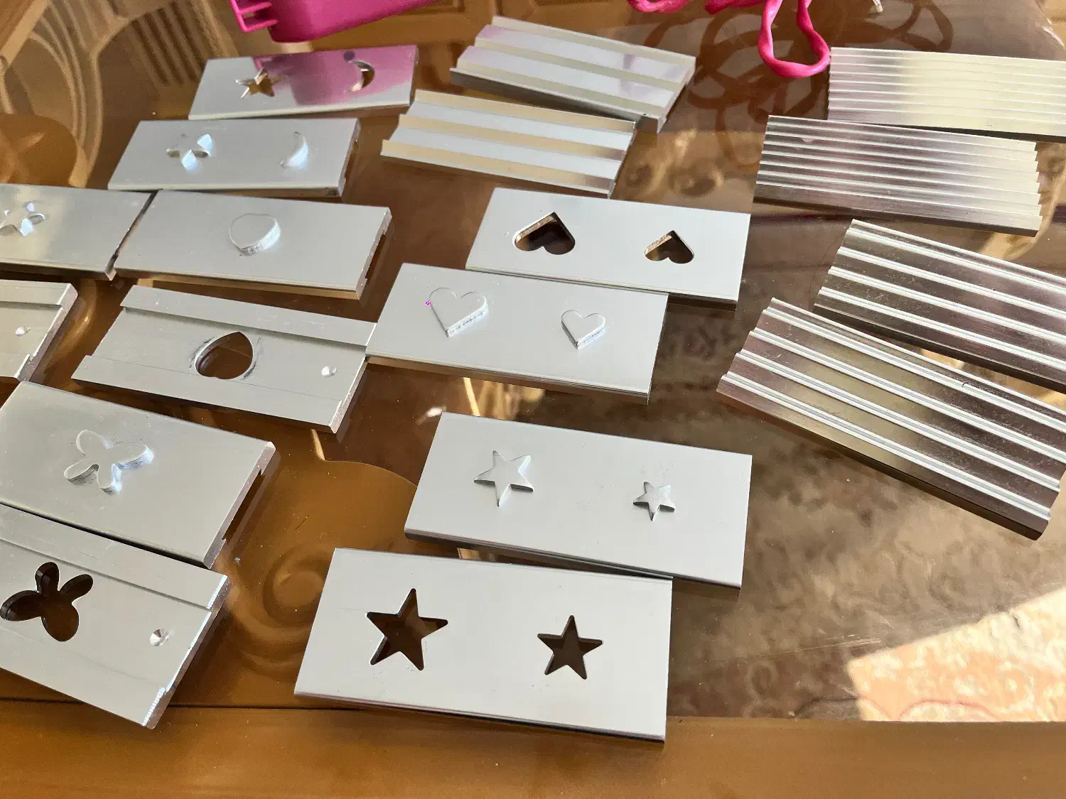 اتو مو همراه  ۹ صفحه مختلف|آرایشی، بهداشتی، درمانی|تبریز, |دیوار