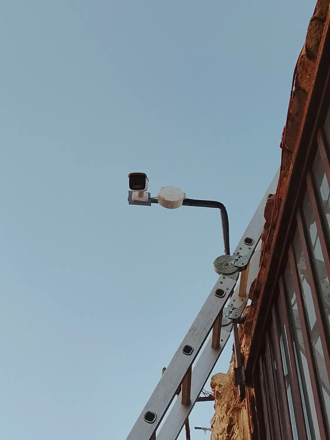 دوربین مداربسته و دزدگیر اماکن|دوربین مداربسته|اصفهان, الهیه|دیوار