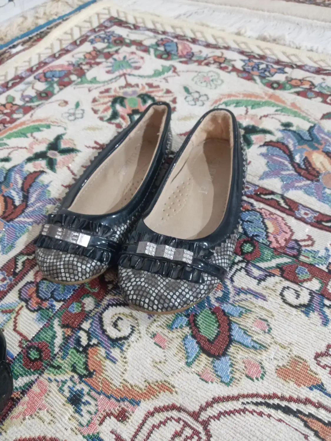 کفش دخترانه در حدنو|کفش و لباس بچه|نورآباد, |دیوار