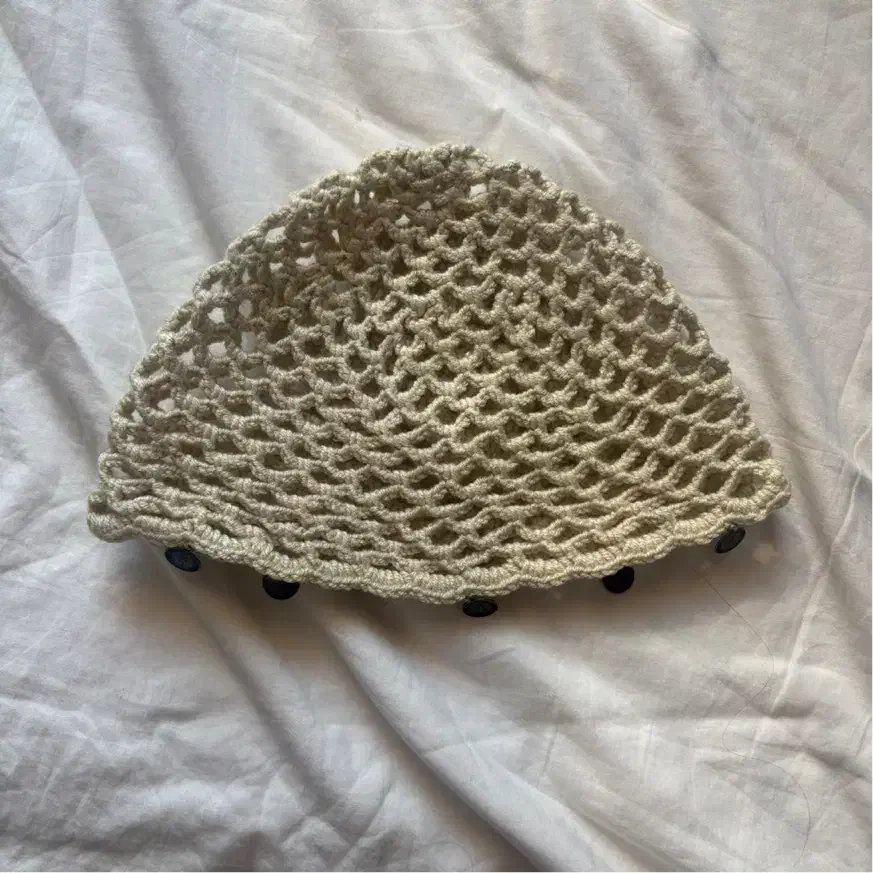 کلاه کاموایی دست‌بافت|لباس|اصفهان, دانشگاه اصفهان|دیوار