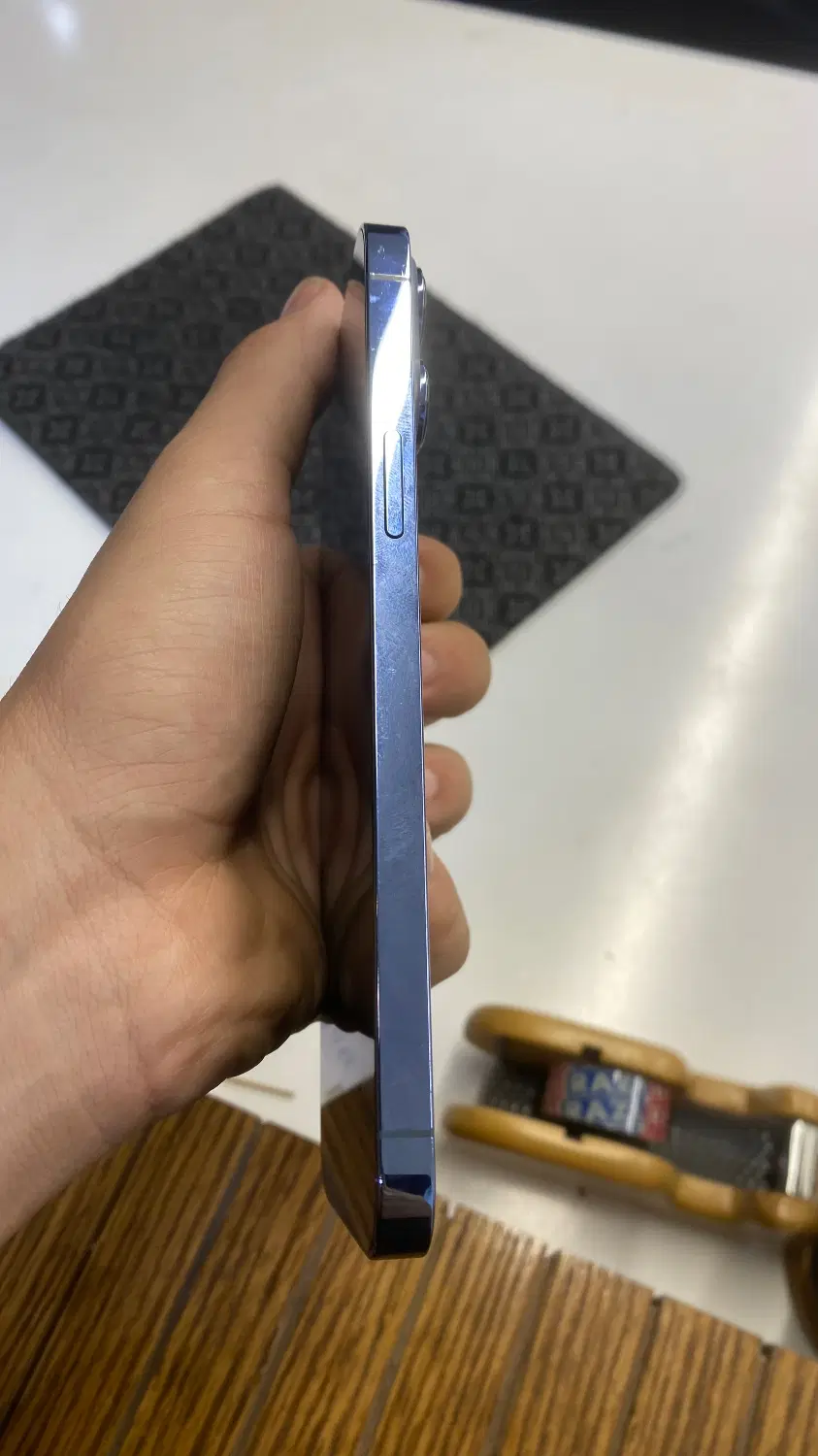 IPhone 13 pro max|موبایل|اصفهان, باغ زرشک|دیوار