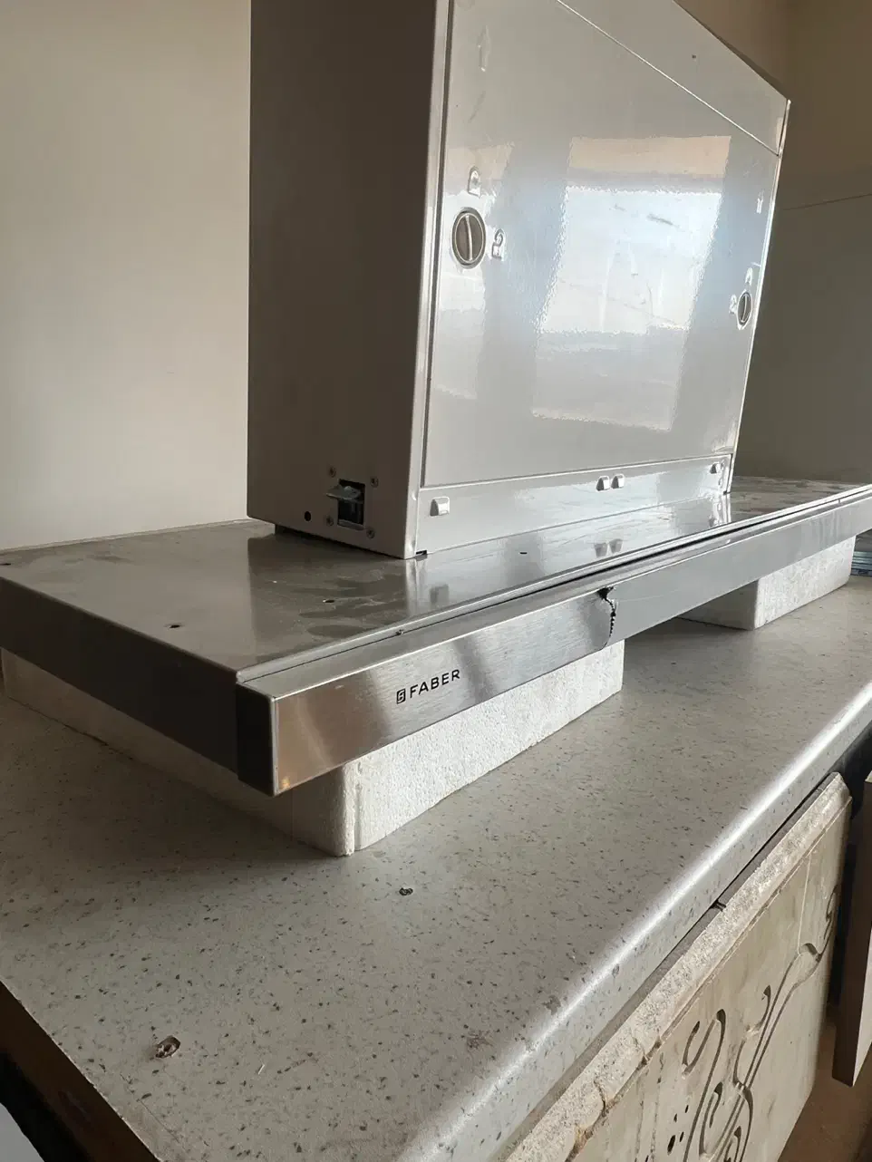 هود ایتالیایی فابر|هود|بومهن, |دیوار