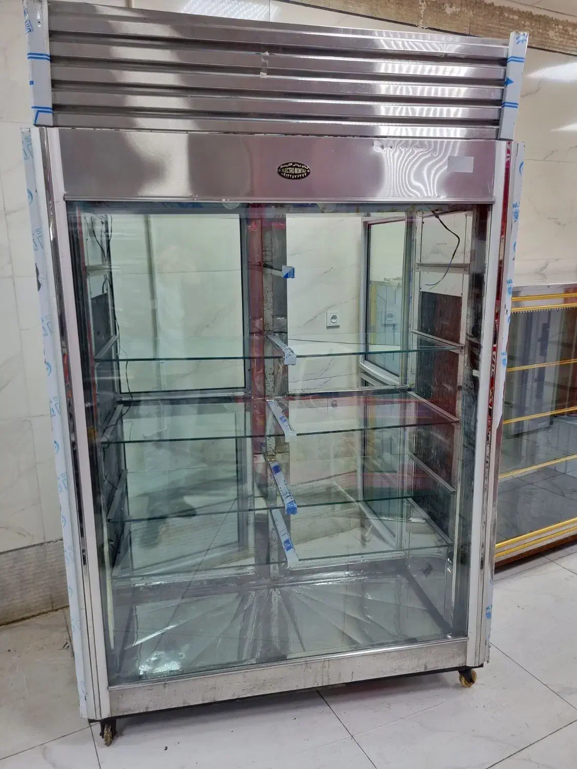 یخچال ایستاده دوطرف نما درحد نونو آکبند|فروشگاه و مغازه|نسیم‌شهر, |دیوار