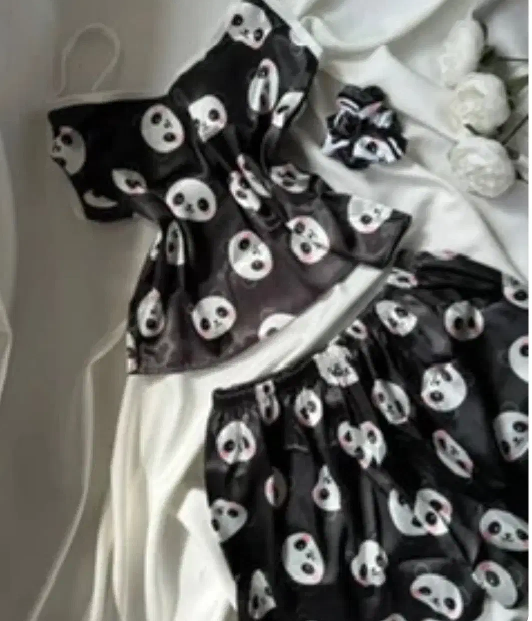 لباس ست|لباس|بروجن, |دیوار