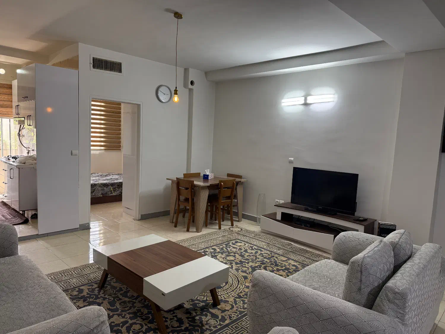 اپارتمان روزانه و هفتگی و ..|اجارهٔ کوتاهمدت آپارتمان و سوئیت|کرج, گلشهر|دیوار