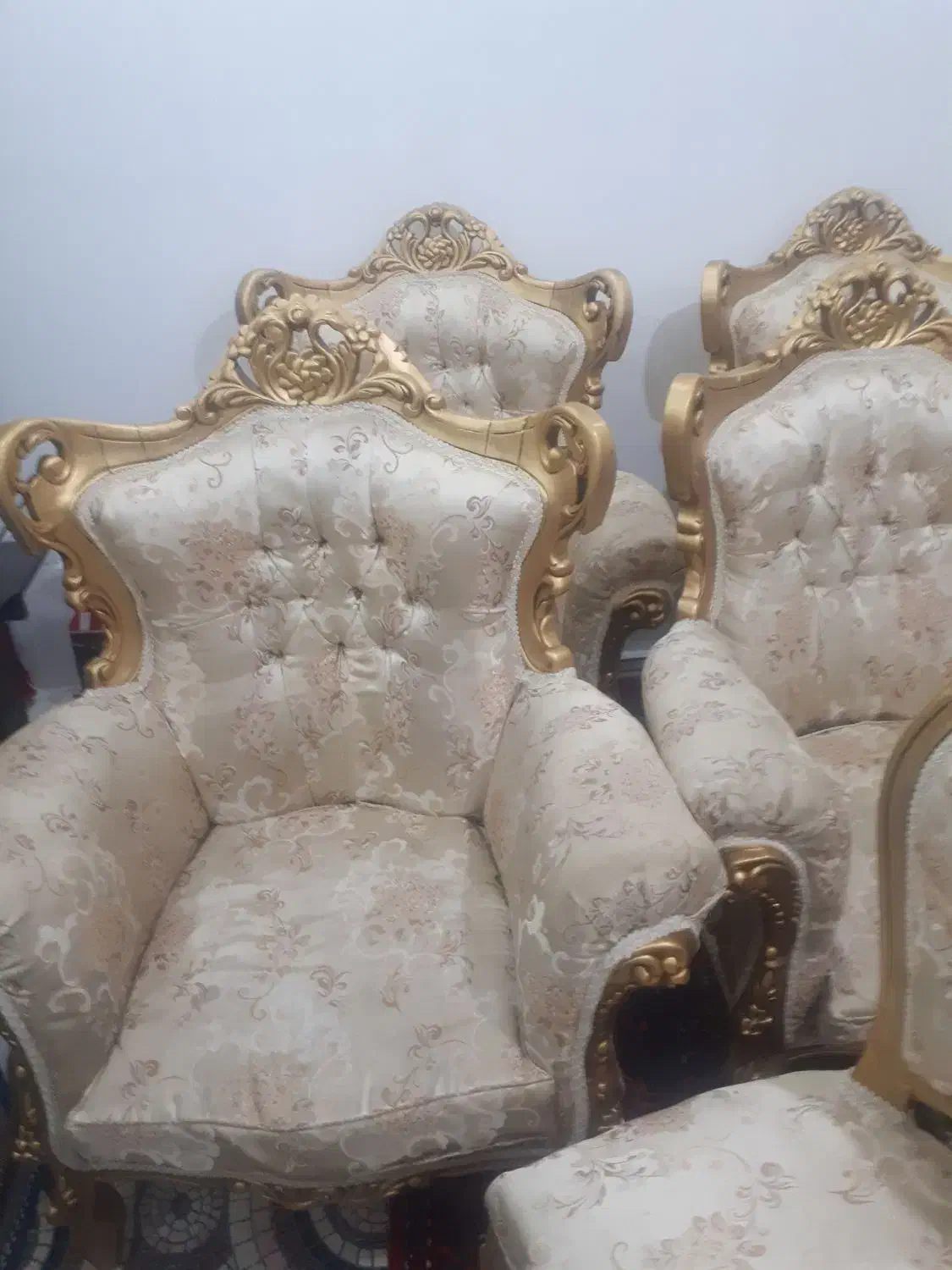 مبل ۹ نفره سلطنتی (استیل) طلایی|مبلمان خانگی و میز عسلی|قیدار, |دیوار