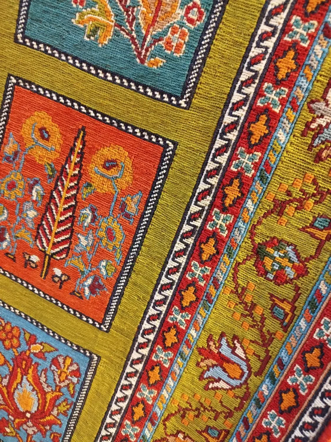 گلیم شیریکی پیچ‌|گلیم، جاجیم، گبه|کرمان, |دیوار