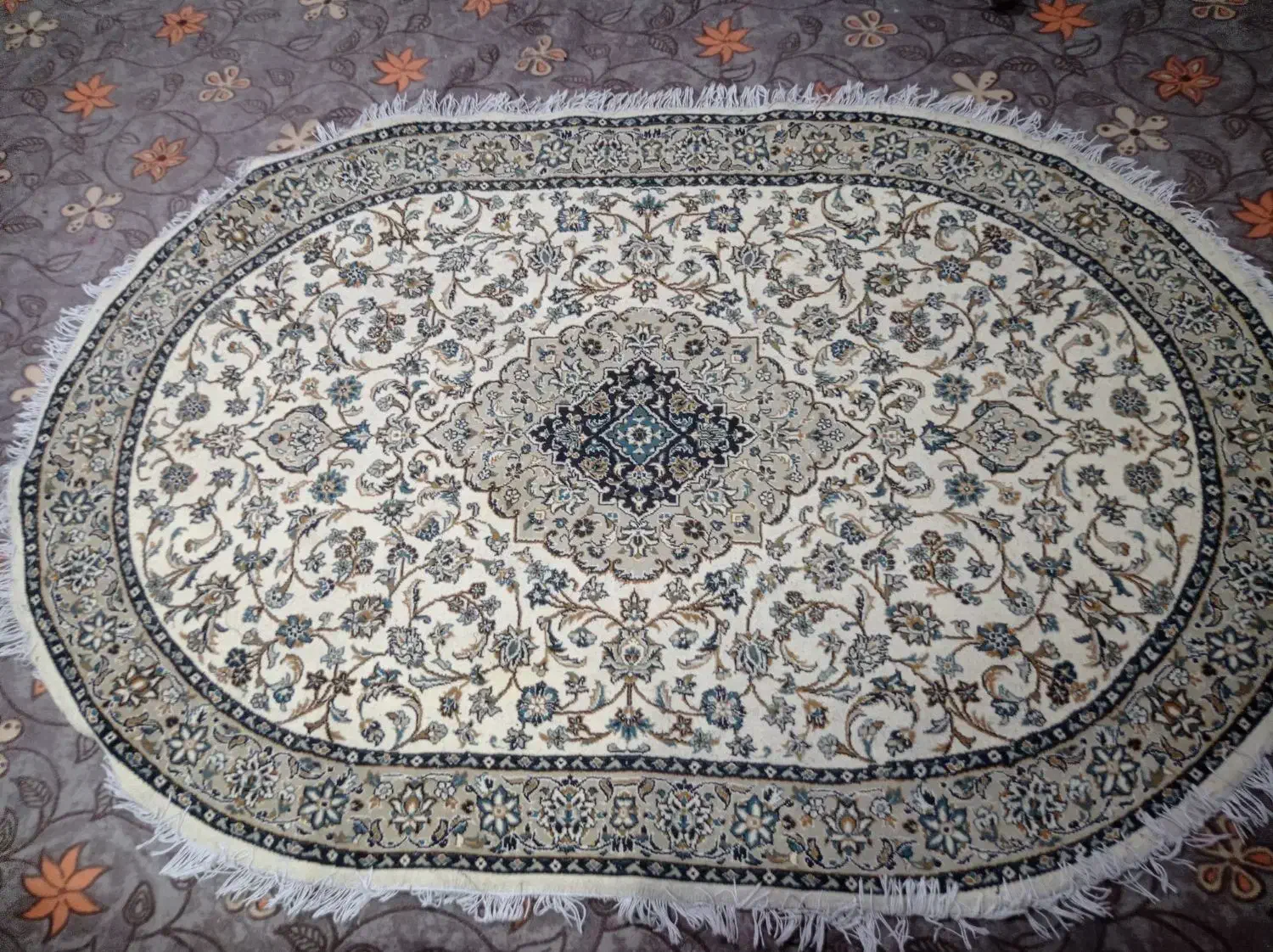 فرش ماشینی بیضی|فرش|تهران, خلیج فارس|دیوار