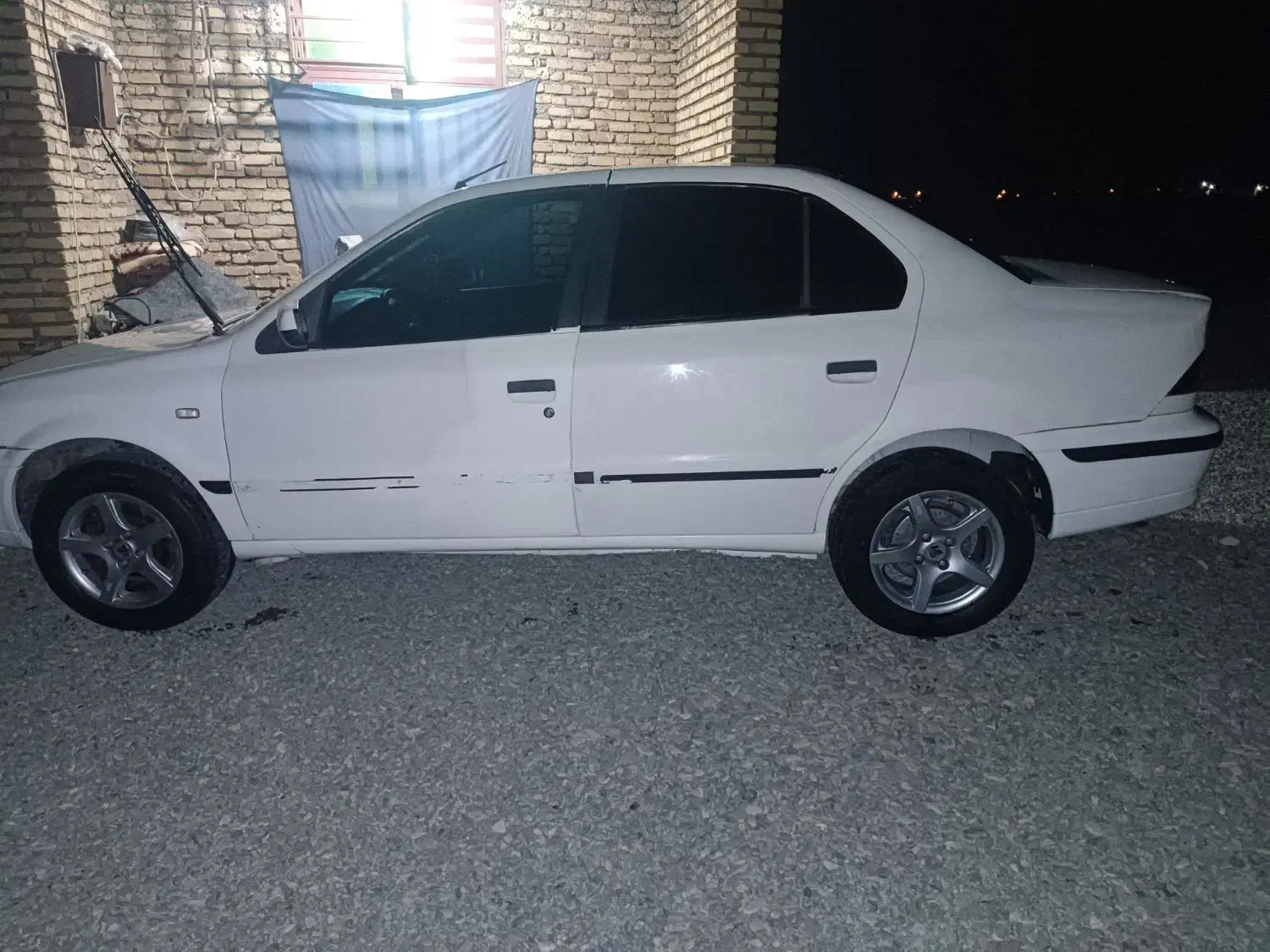 ماشین سالم همه مصرفی عوض شوده متور تمیر شوده|خودرو سواری و وانت|بندرعباس, |دیوار