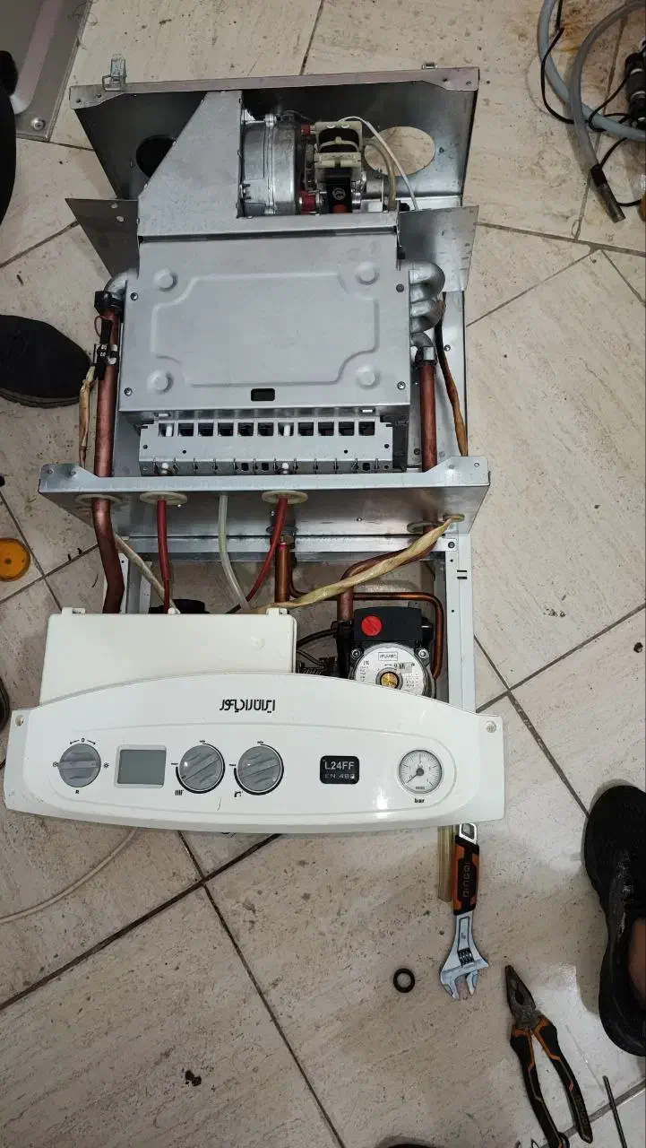 نصب و تعمیرات تخصصی پکیج و آبگرمکن دیواری|خدمات پیشه و مهارت|مشهد, وکیلآباد|دیوار