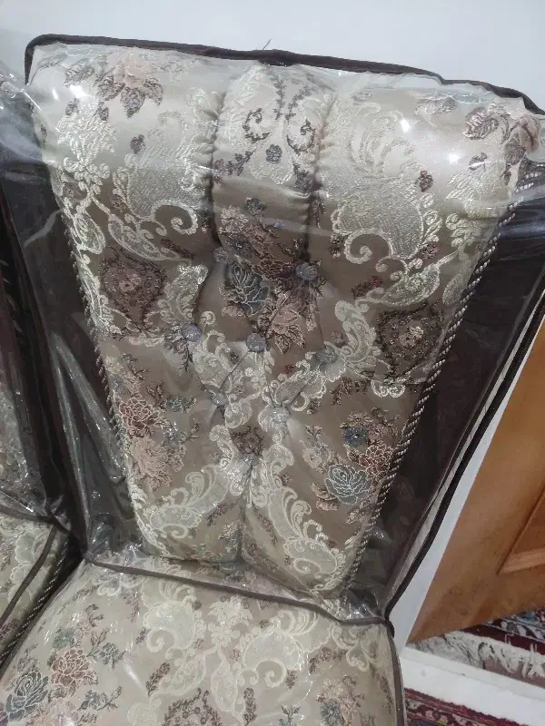 صندلی|میز و صندلی غذاخوری|فلاورجان, |دیوار