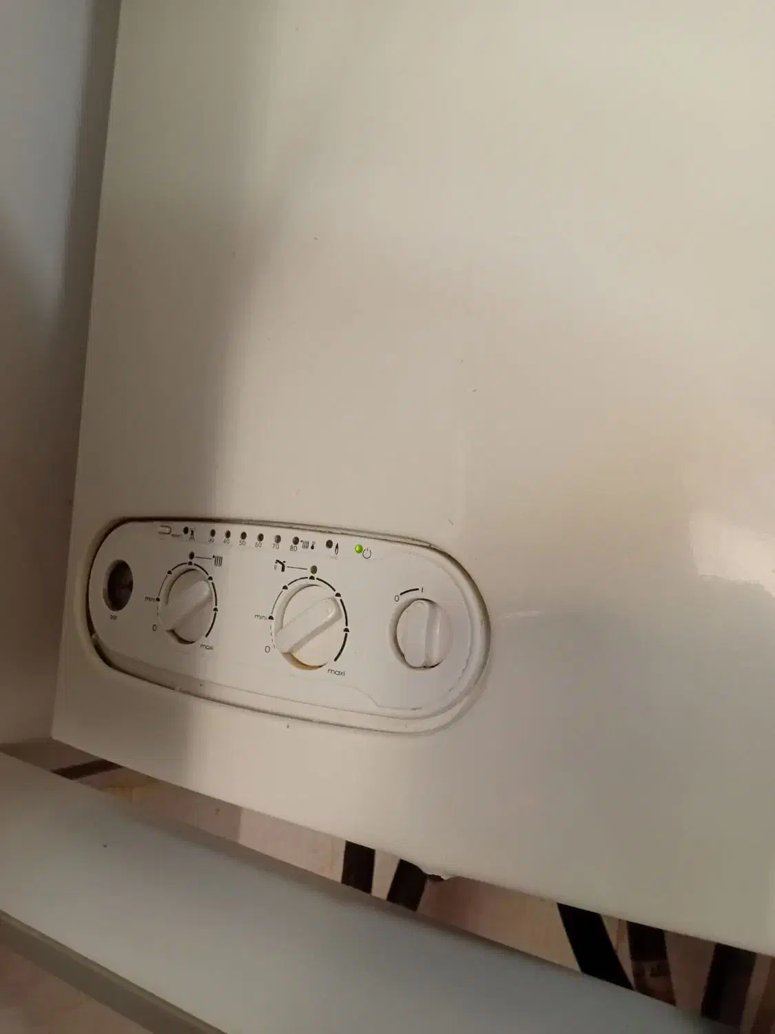 تعمیر ونصب پکیچ و تصفیه آب خانگی|خدمات پیشه و مهارت|صدرا-فارس, فاز ۱|دیوار