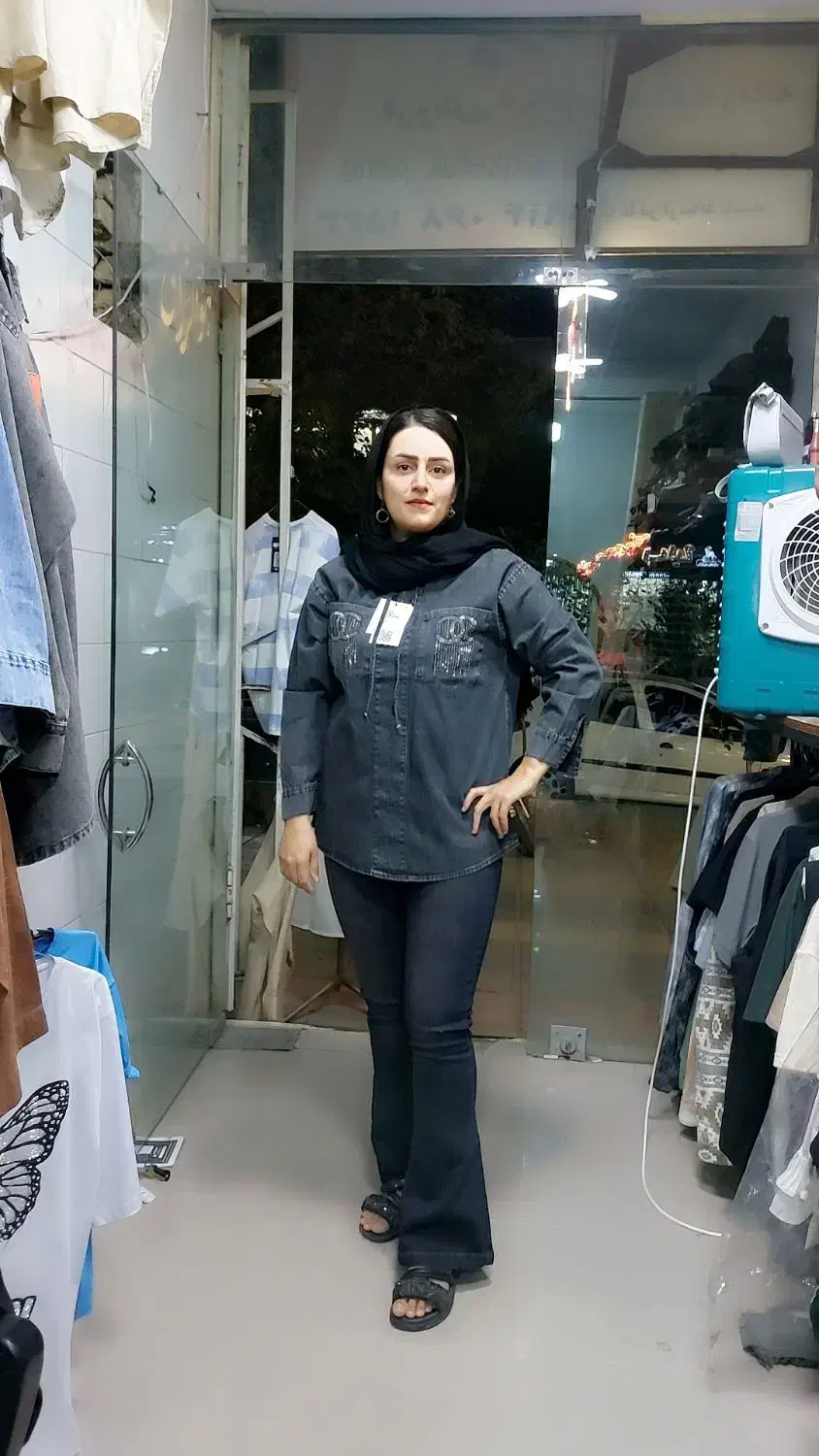 پوشاک پرنیا|لباس|یزد, |دیوار