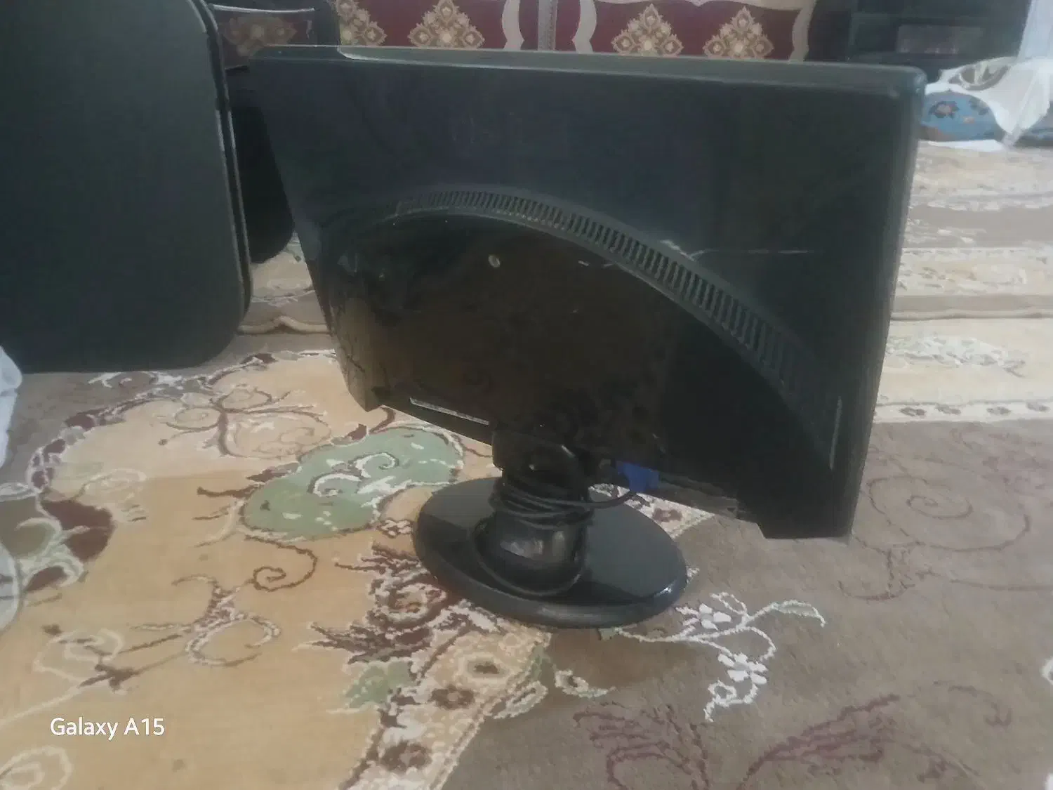 LcDکامپیوتر ال جی|تلویزیون و پروژکتور|کوهدشت, |دیوار