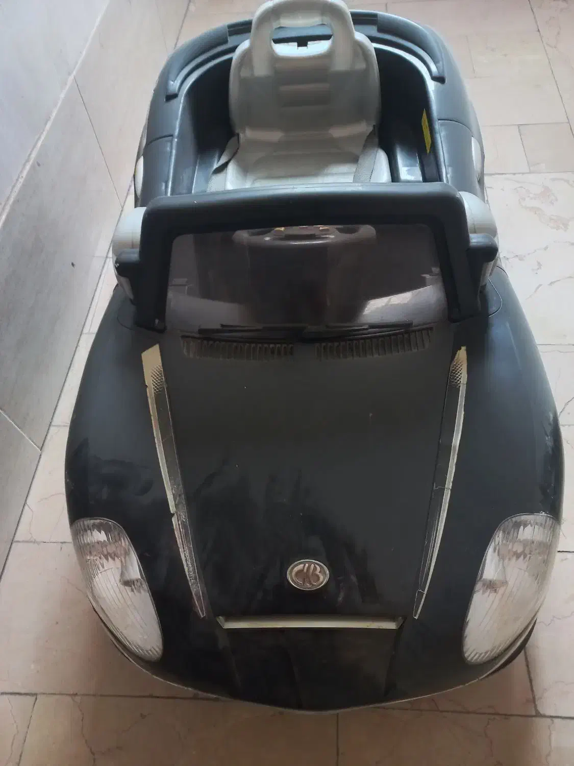 ماشین کنترلی شارژی تک موتور در حد نو|اسباب‌بازی بچه|رشت, گلسار|دیوار