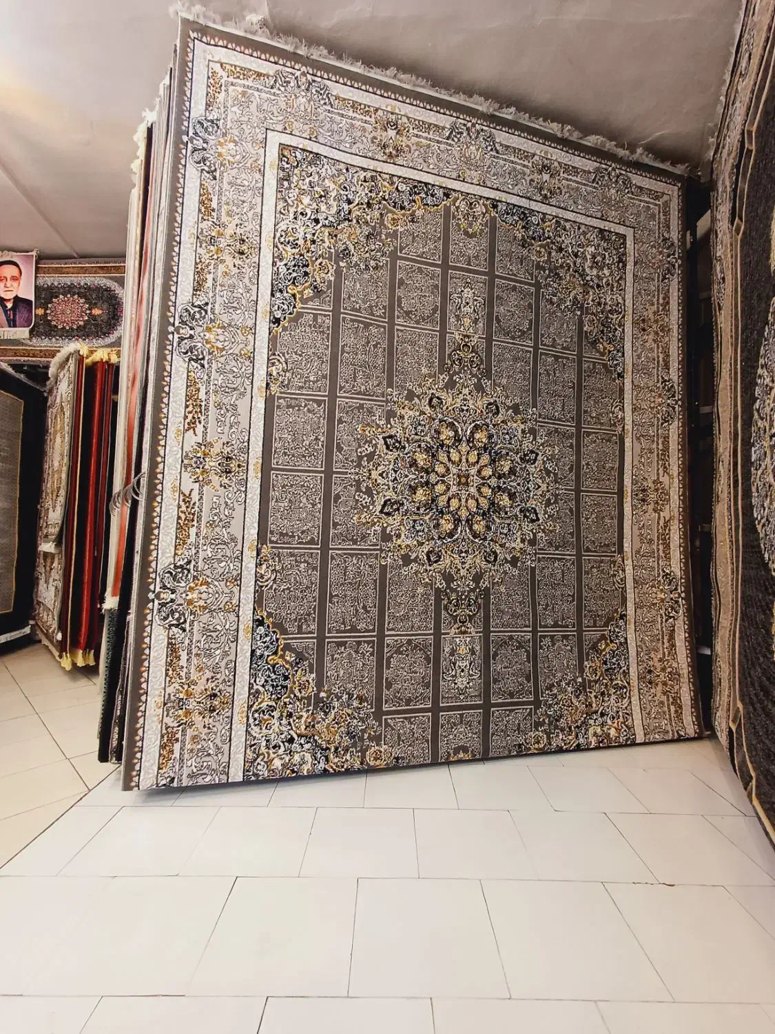 فرش طرح ۷۰۰شانه نقشه سنگ ورساچ کاشان ۵/۵۰۰|فرش|مشهد, سیلو|دیوار