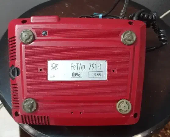 تلفن چرخشی قدیمی آلمانی|کلکسیون اشیاء عتیقه|ری, دیلمان|دیوار