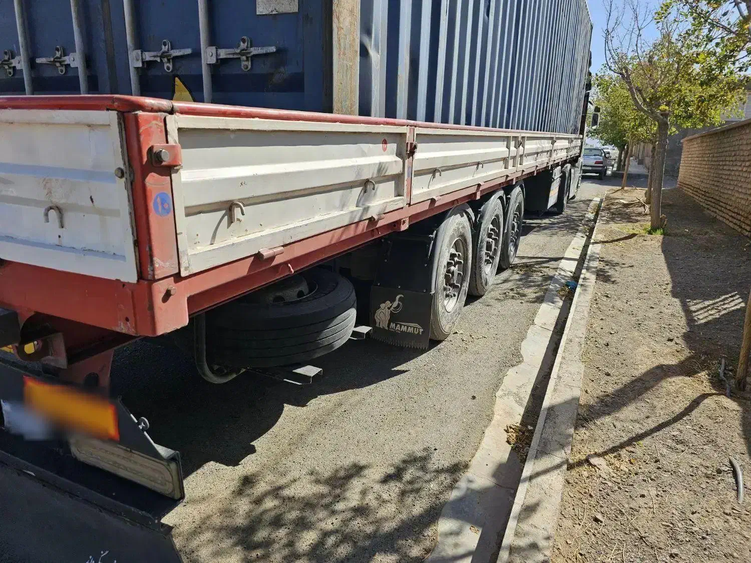 کفی ماموت|خودرو سنگین|بجستان, |دیوار