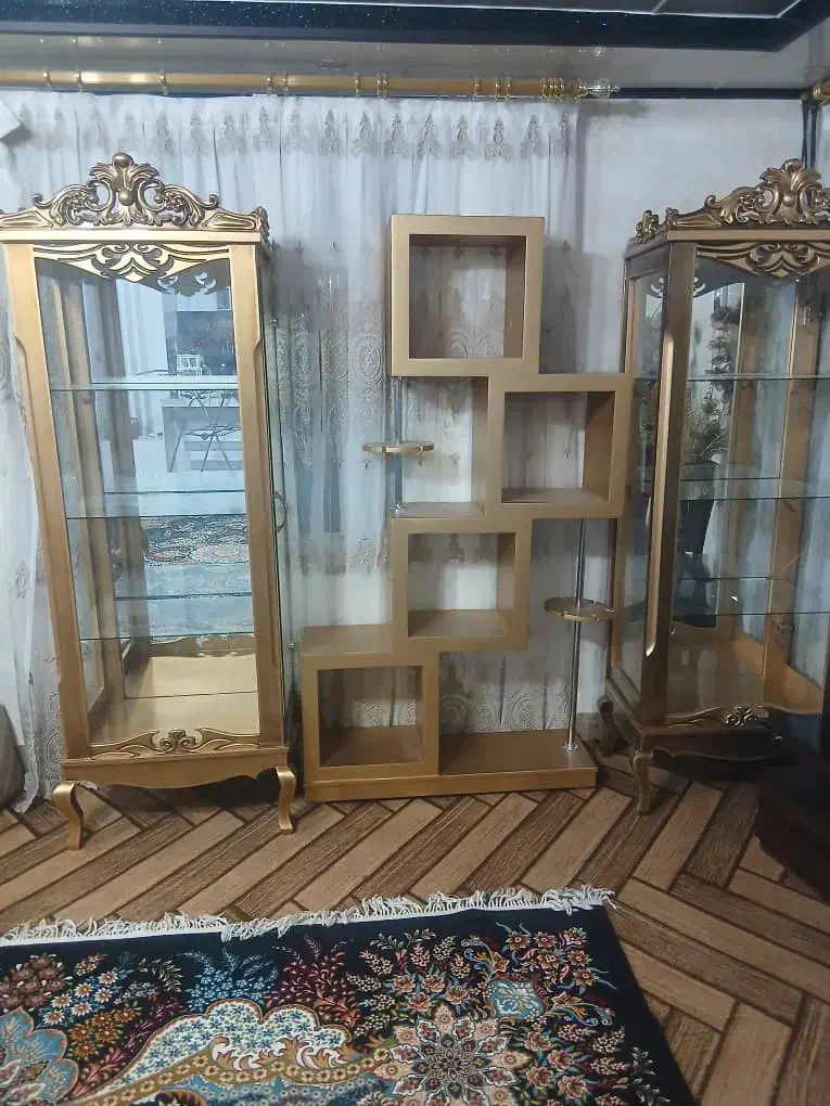 میز تلویزیون و ویترین و گلدان|بوفه، ویترین، کنسول|داران, |دیوار