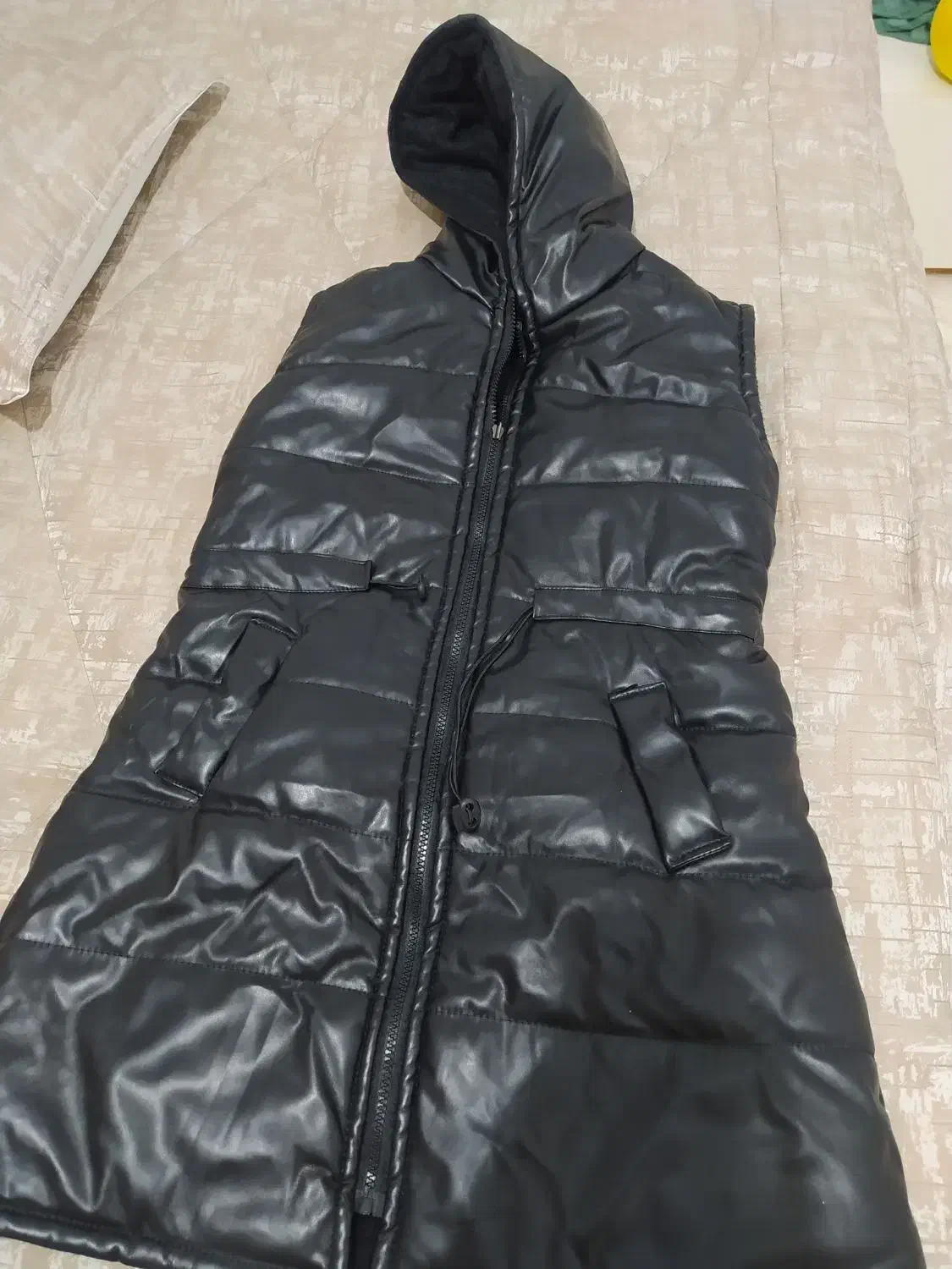 پافر چرم|لباس|زاهدان, |دیوار