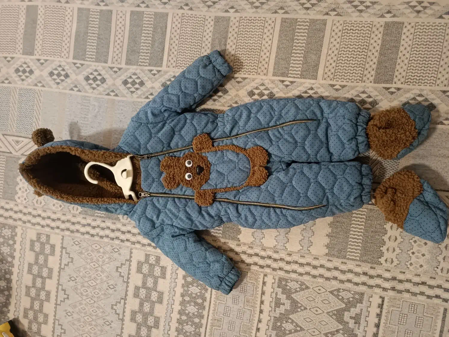 سرهمی نوزاد|کفش و لباس بچه|پاکدشت, پاکدشت (مامازند)|دیوار