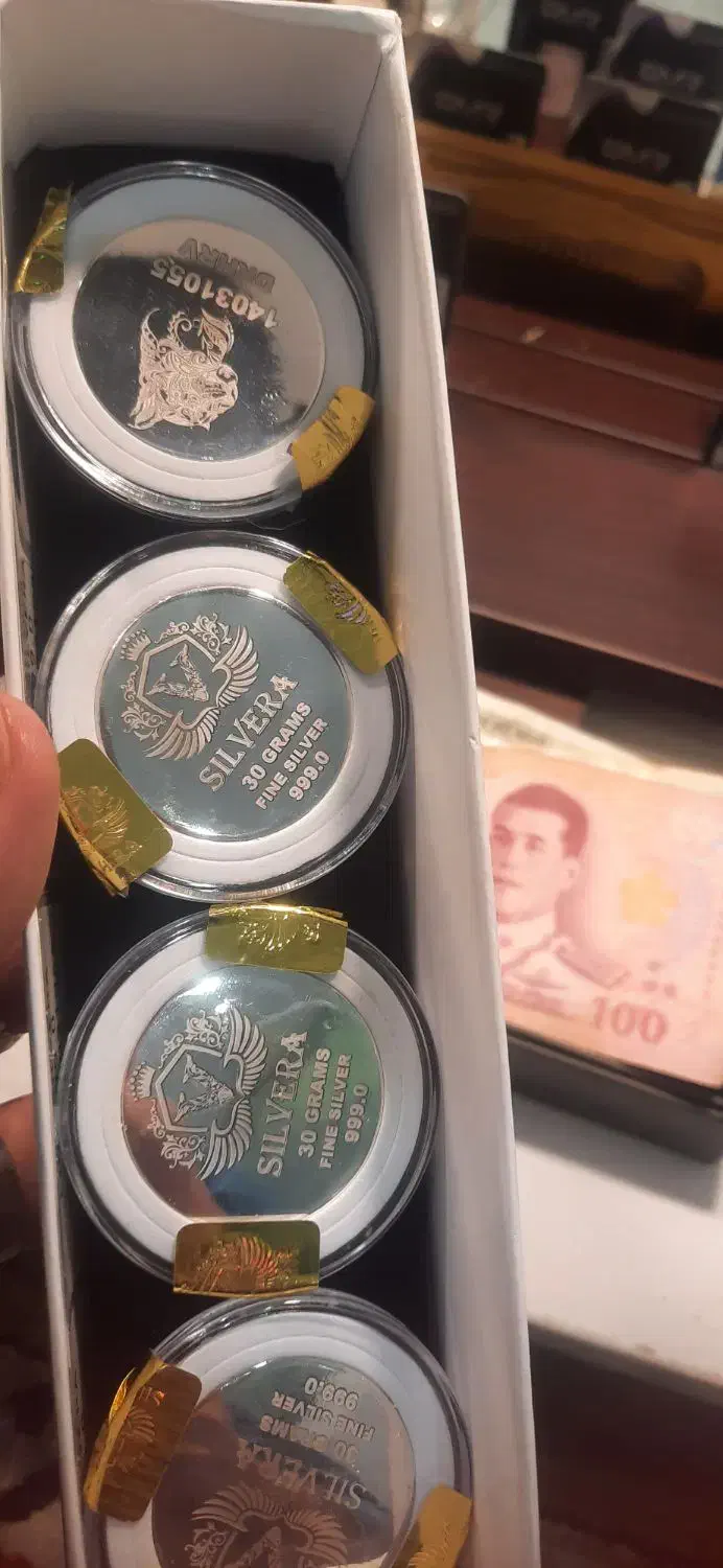 سکه کلکسیونی ۹۹۹ عیار نقره ‌آنتیک سرمایه گذاری|کلکسیون سکه، تمبر، اسکناس|تهران, بازار|دیوار