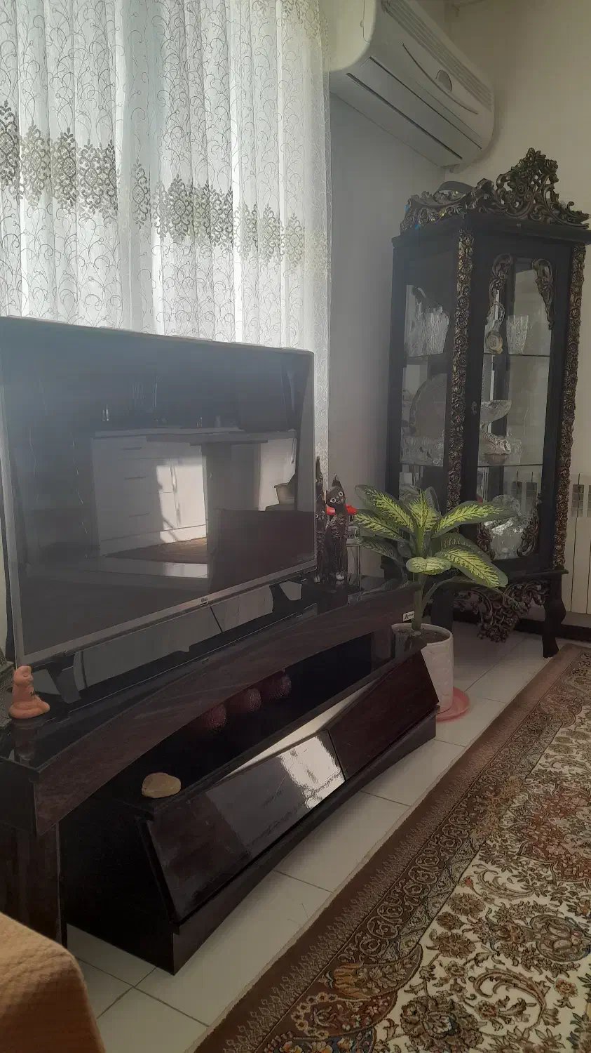 بوفه و میز تلوزیون|بوفه، ویترین، کنسول|گنبد کاووس, |دیوار