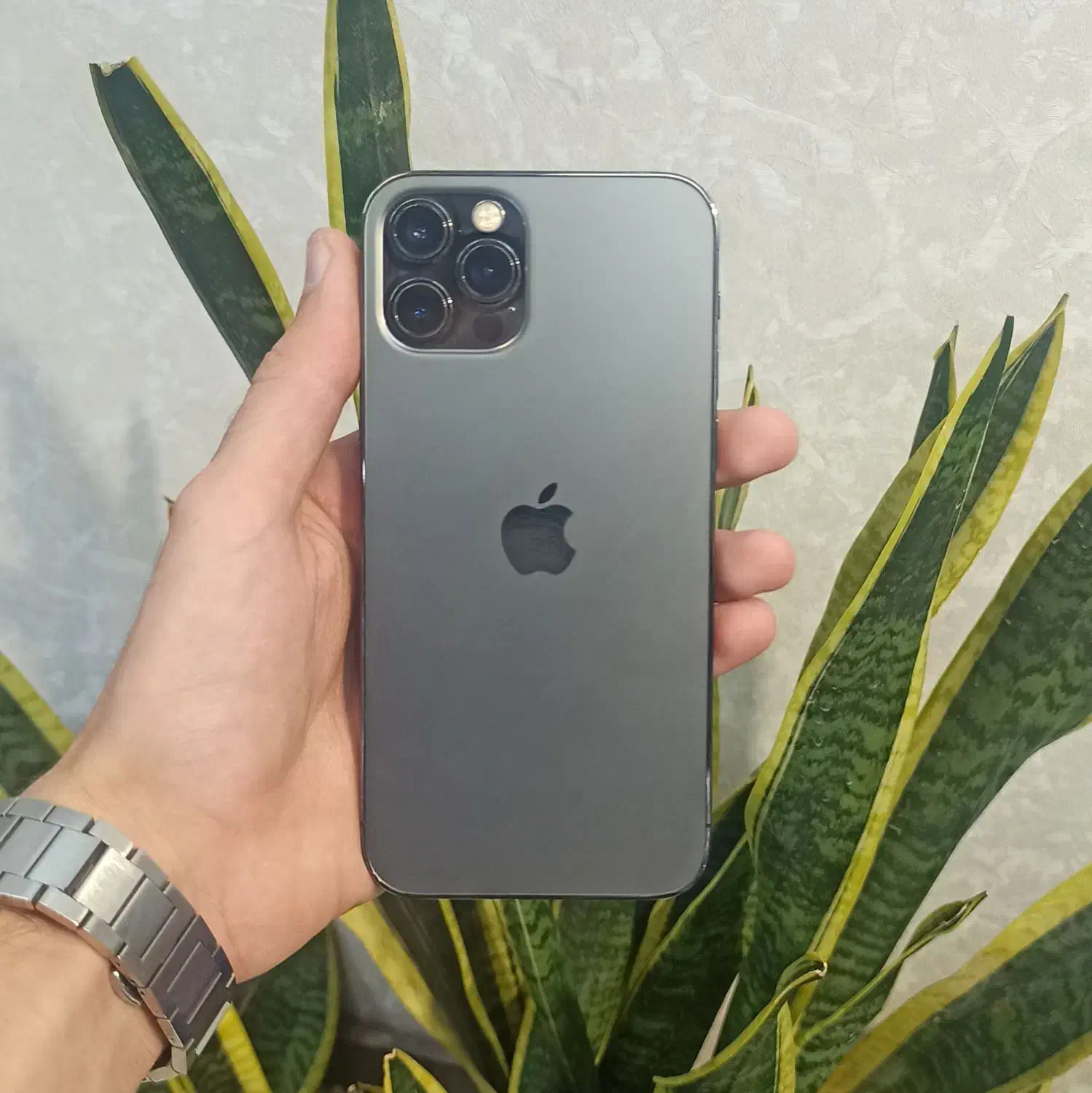 apple آیفون ۱۲ پرو مشکی اقساطی بدون پیش پرداخت|موبایل|اصفهان, احمدآباد|دیوار