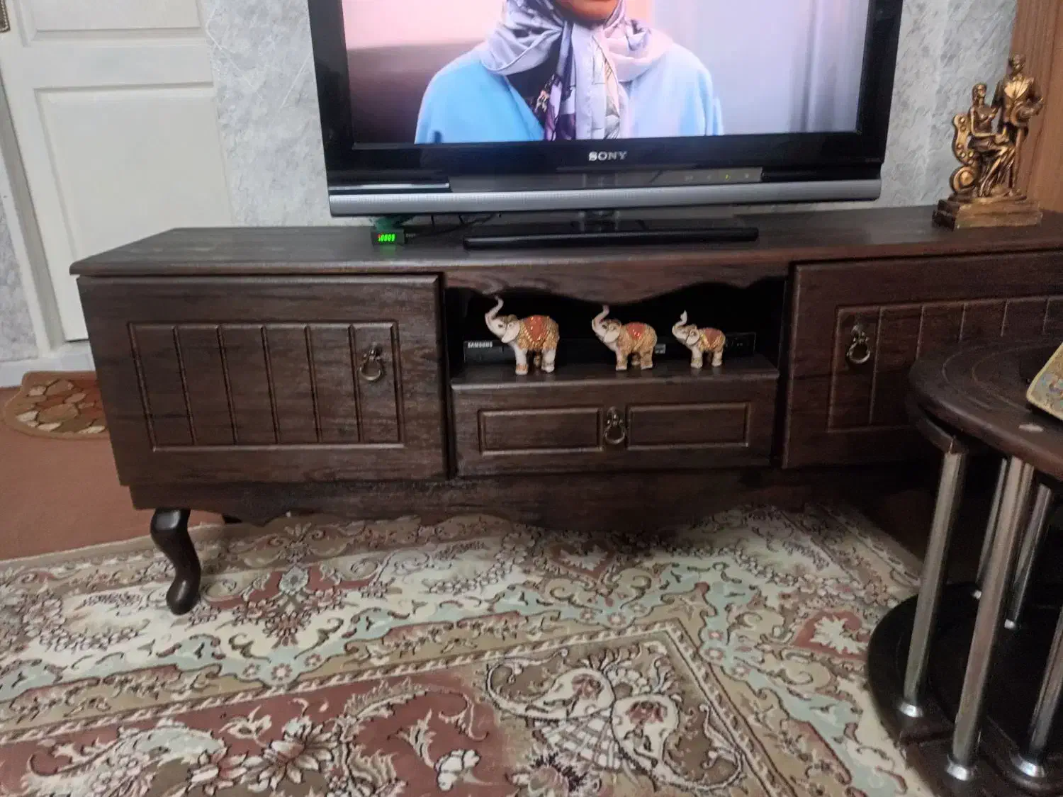 میز تلوزیون بدون خط و خش|میز تلویزیون|محمدیه-قزوین, |دیوار