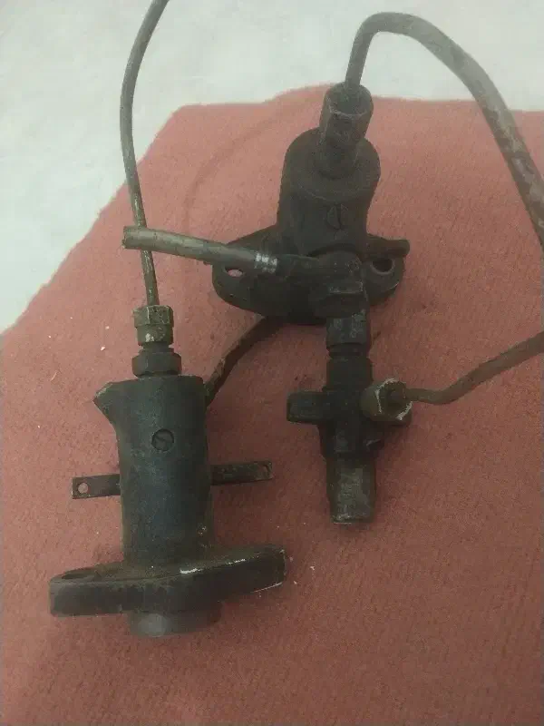 سوزن بلک استون انگلیسی26و16|ماشین‌آلات صنعتی|شیراز, کفترک|دیوار